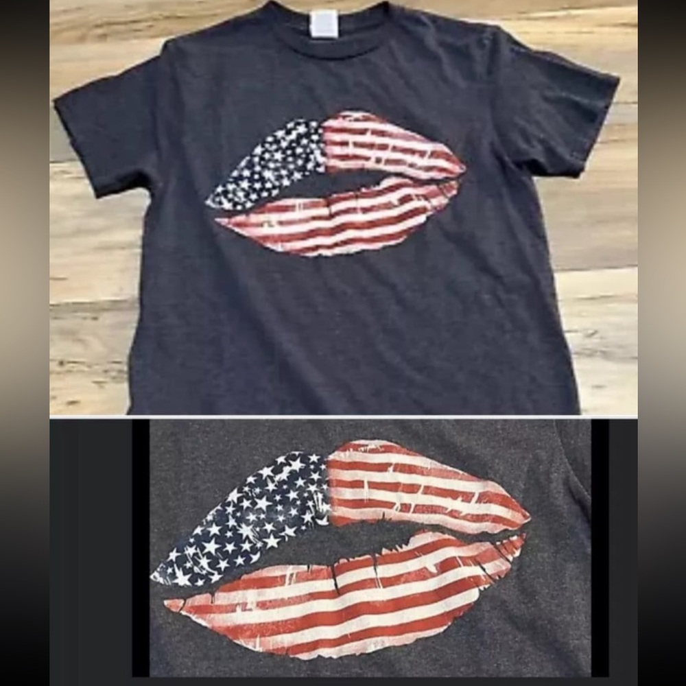 Women's Size Small - American Flag - Lips - Stars & Stripes - Soft T-Shirt